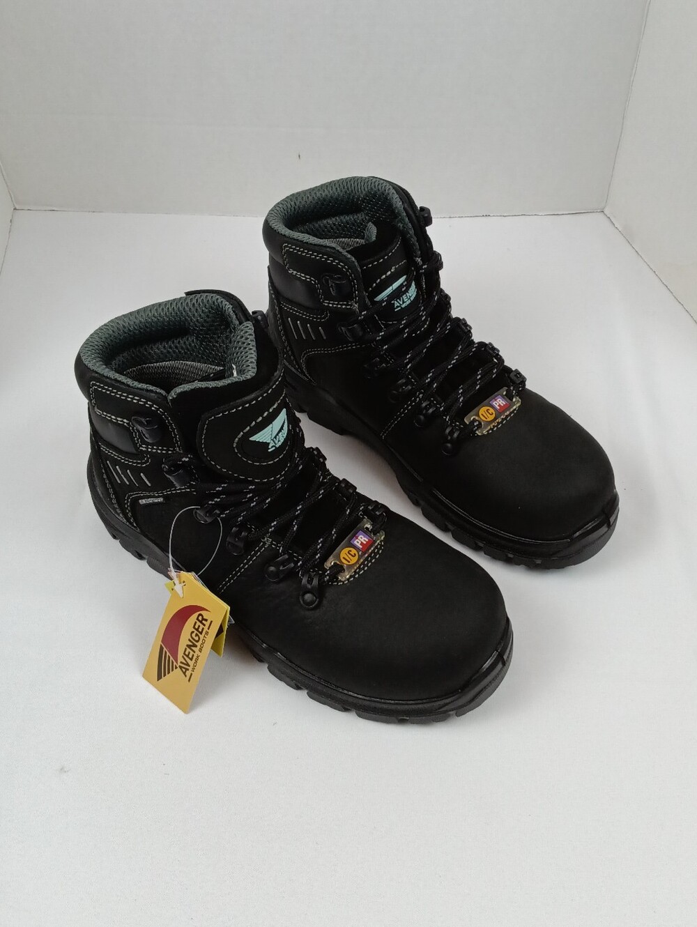 Avenger Foundation Women's Waterproof Carbon Toe Work Boots Size 6.5